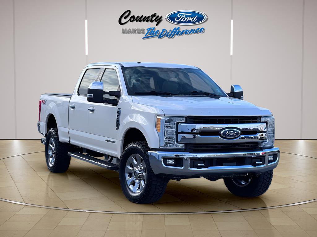 Used 2017 Ford F250 Lariat w/ Chrome Package image 1