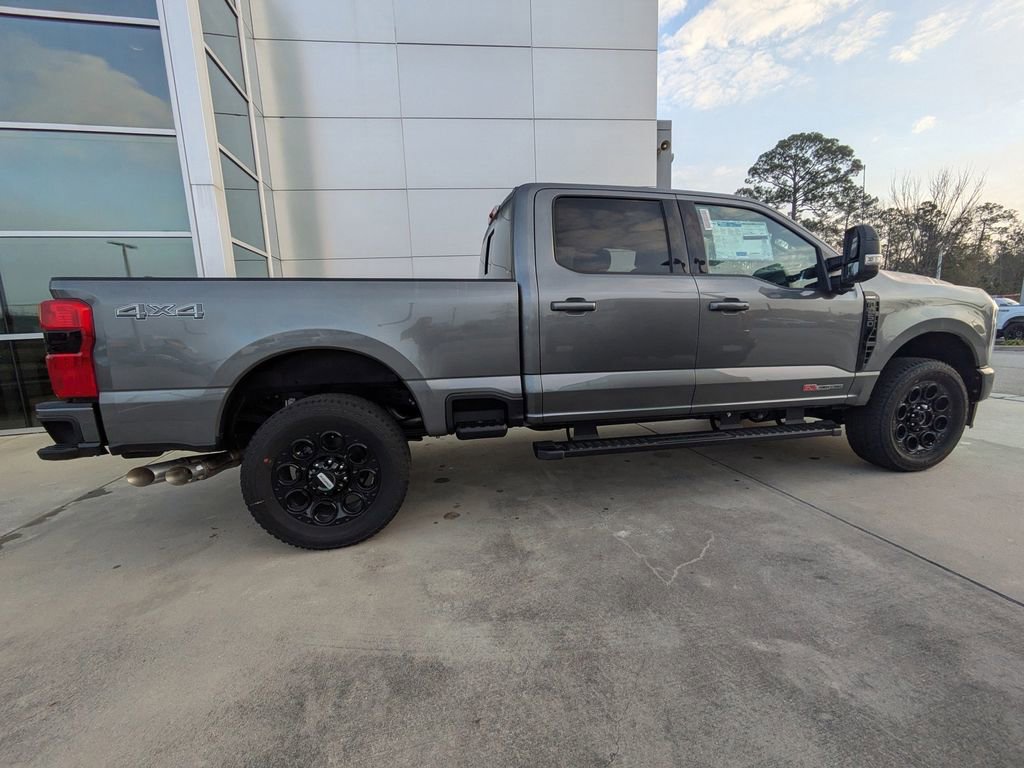 New 2025 Ford F250 Lariat w/ Lariat Ultimate Package video 3