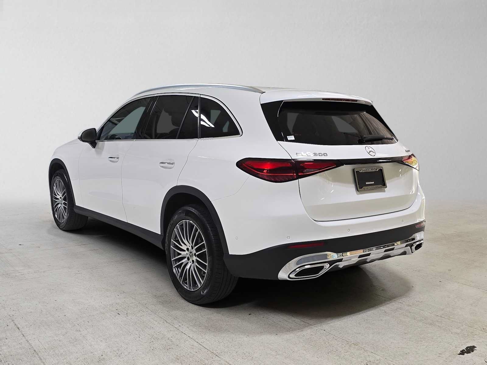 Certified 2026 Mercedes-Benz GLC 300 4MATIC image 5
