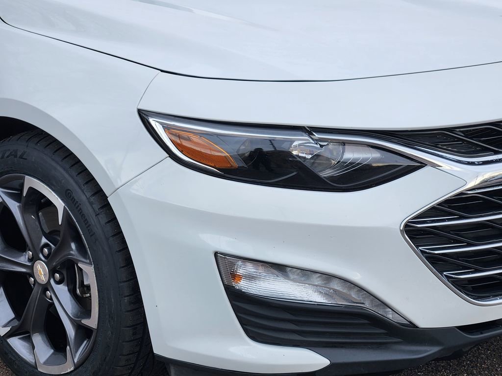 Used 2024 Chevrolet Malibu LT image 27