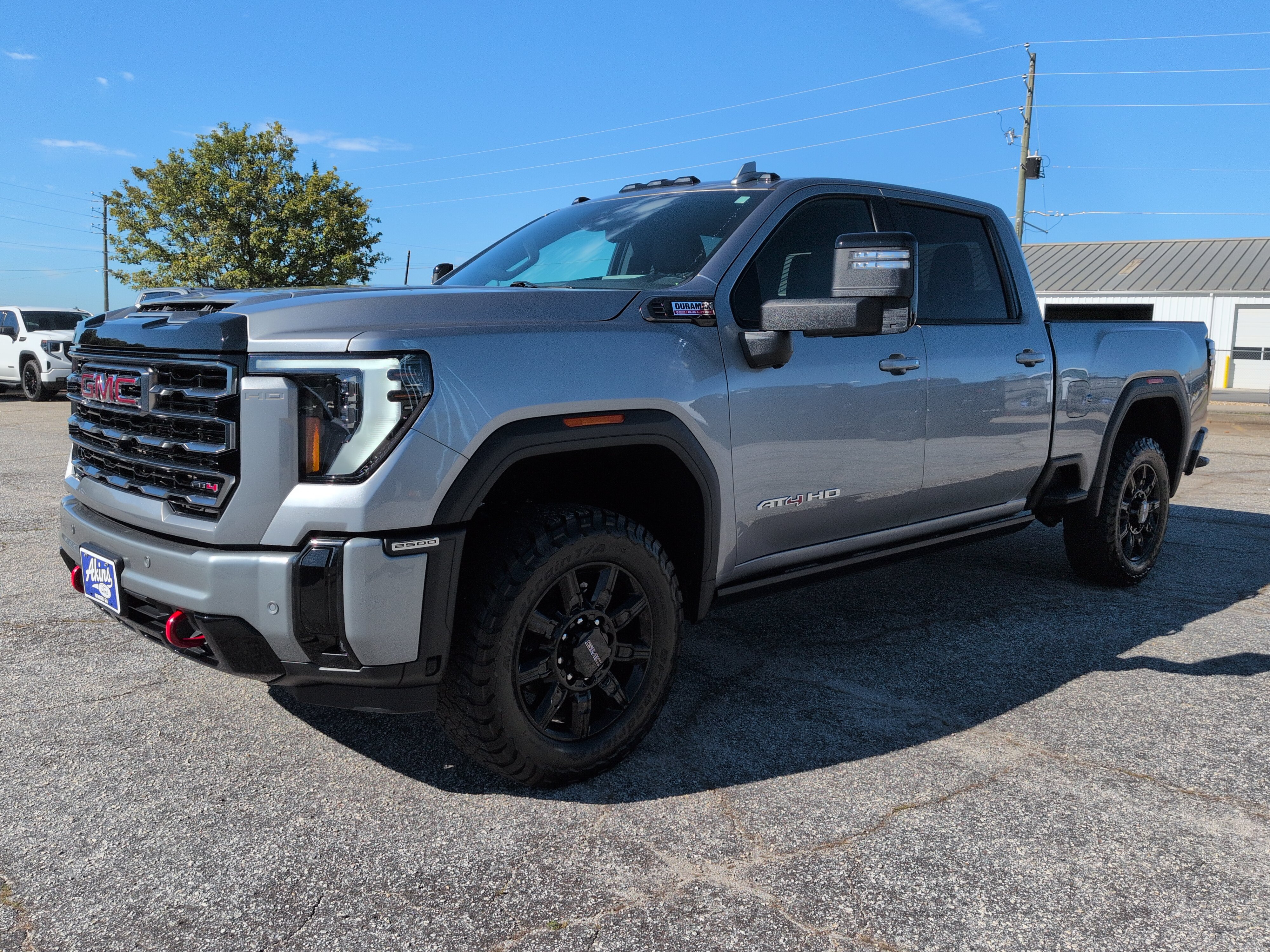 Used 2025 GMC Sierra 2500 AT4 w/ AT4 Premium Plus Package AWD/4WD image 6