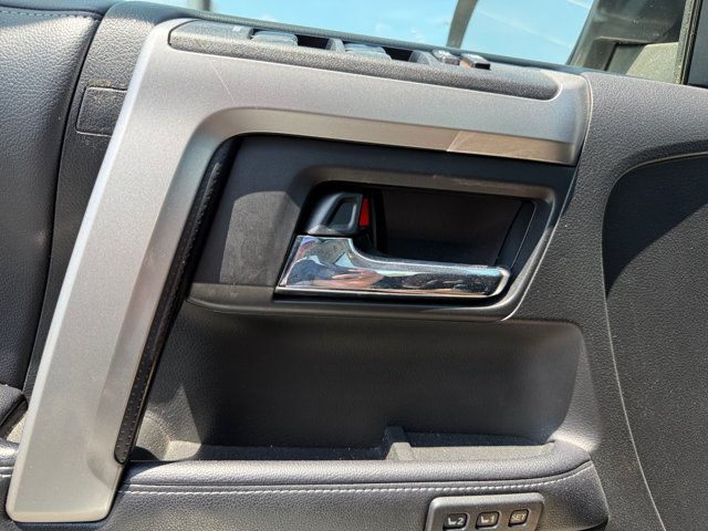 Used 2018 Toyota 4Runner Limited AWD/4WD image 28