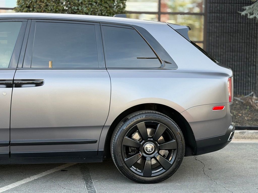 Used 2019 Rolls-Royce Cullinan image 13