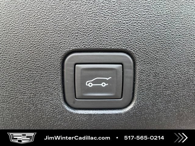 Certified 2025 Cadillac Optiq Luxury 2 w/ LPO, Floor Liner Package AWD/4WD image 22