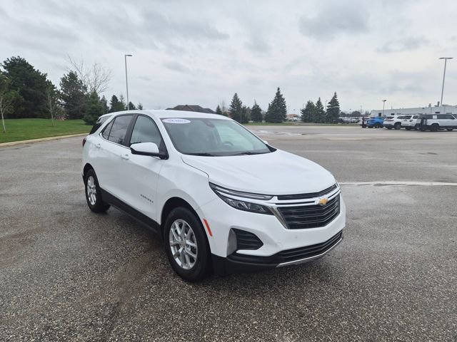 Used 2024 Chevrolet Equinox LT FWD image 3