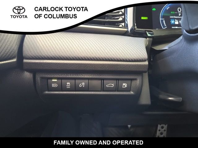 Used 2026 Toyota Camry XLE w/ Convenience Package image 29