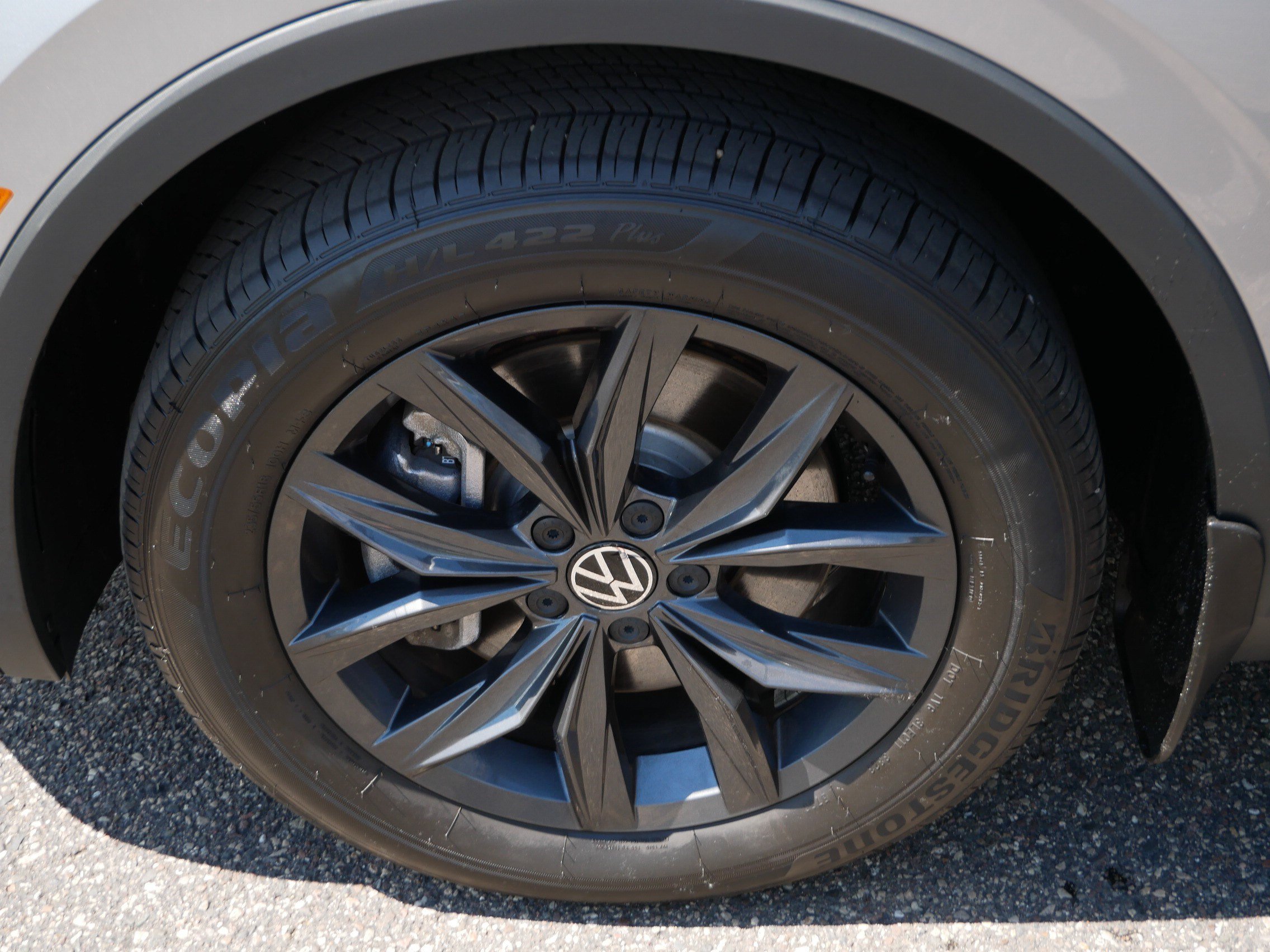 Certified 2024 Volkswagen Tiguan SE AWD/4WD image 15