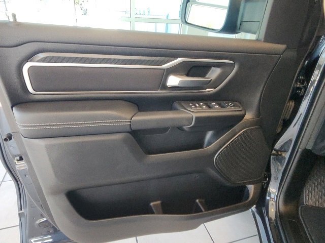 New 2026 RAM 1500 4x4 Crew Cab image 43