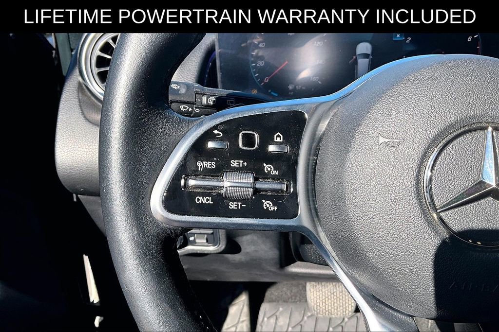 Used 2022 Mercedes-Benz GLB 250 image 18