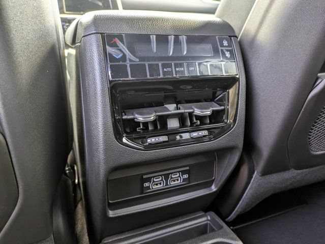 New 2026 Jeep Grand Cherokee L Laredo RWD image 15