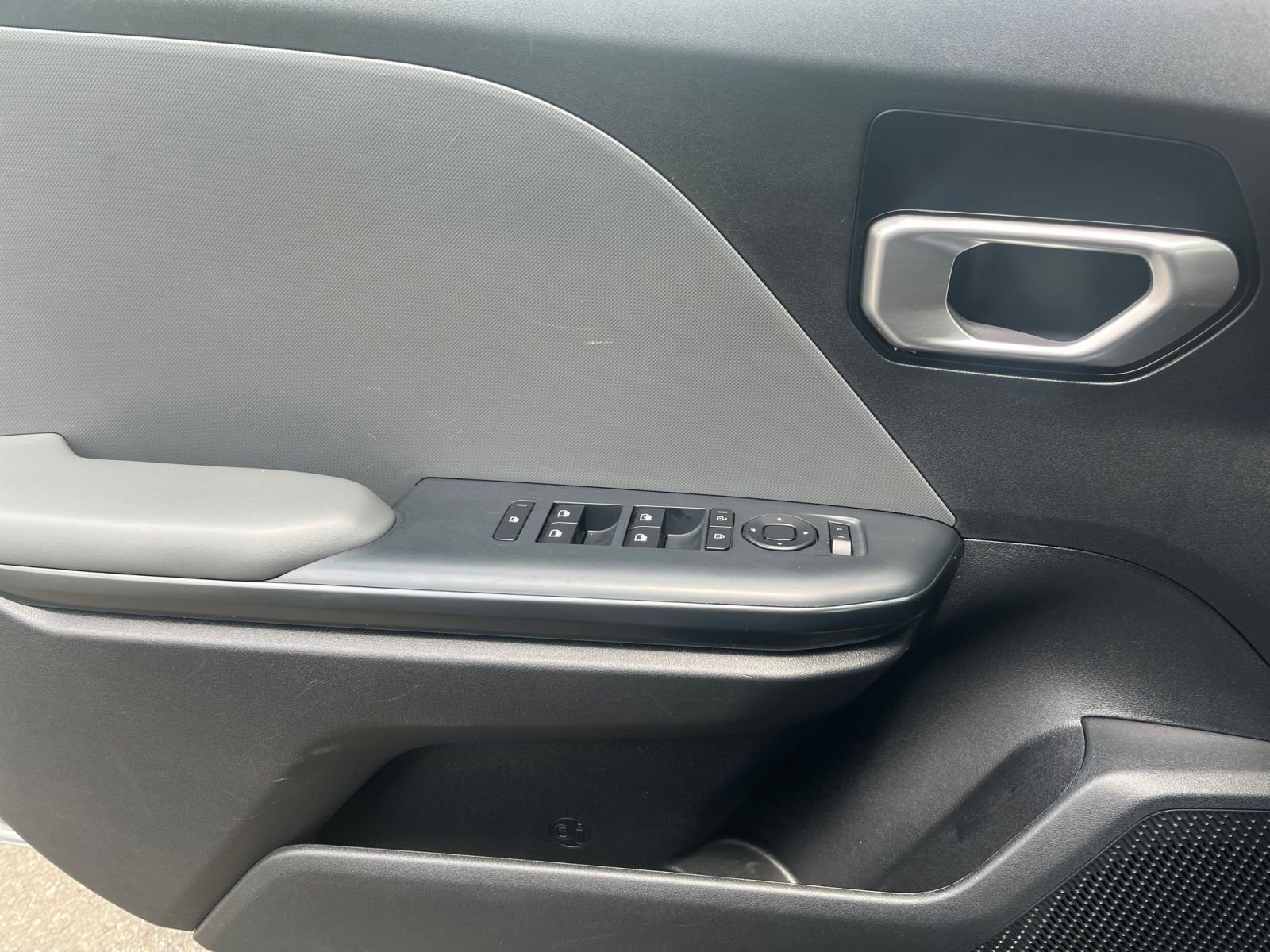 Used 2025 Kia K4 FWD image 18