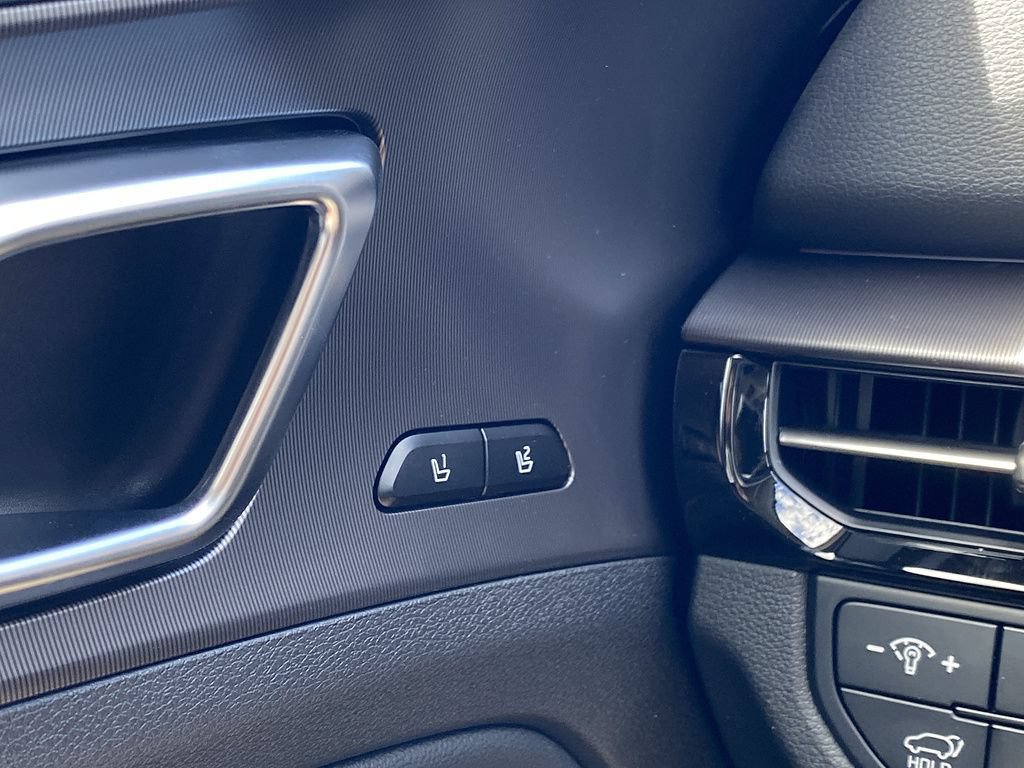 New 2026 Kia Sportage EX FWD image 12
