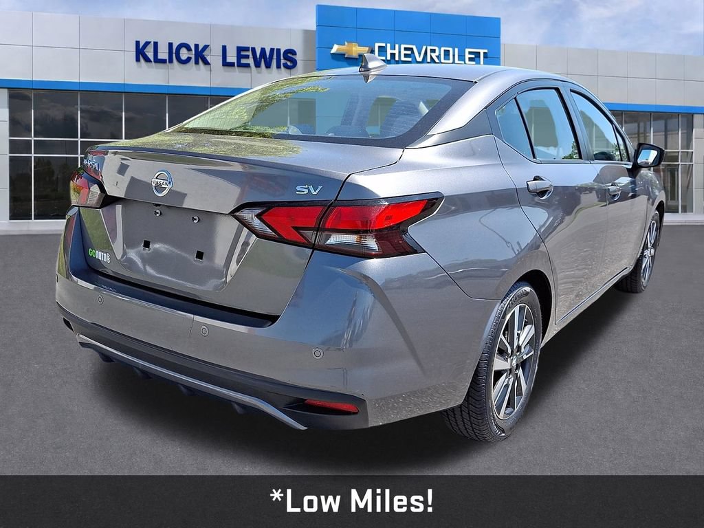 Used 2021 Nissan Versa SV FWD image 8