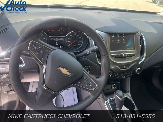 Used 2017 Chevrolet Cruze LT w/ Convenience Package FWD image 7