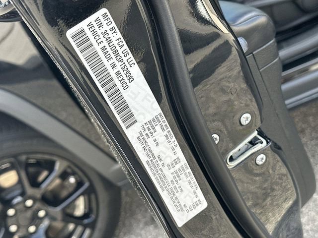 Used 2023 Jeep Compass Altitude image 33