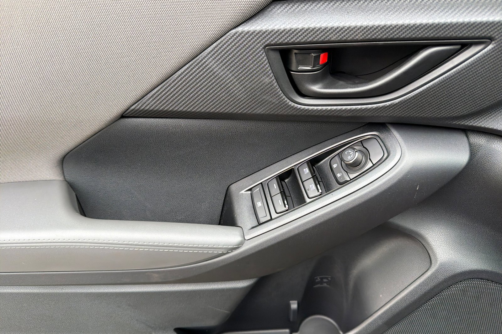 New 2026 Subaru Crosstrek 2.0i Premium image 11