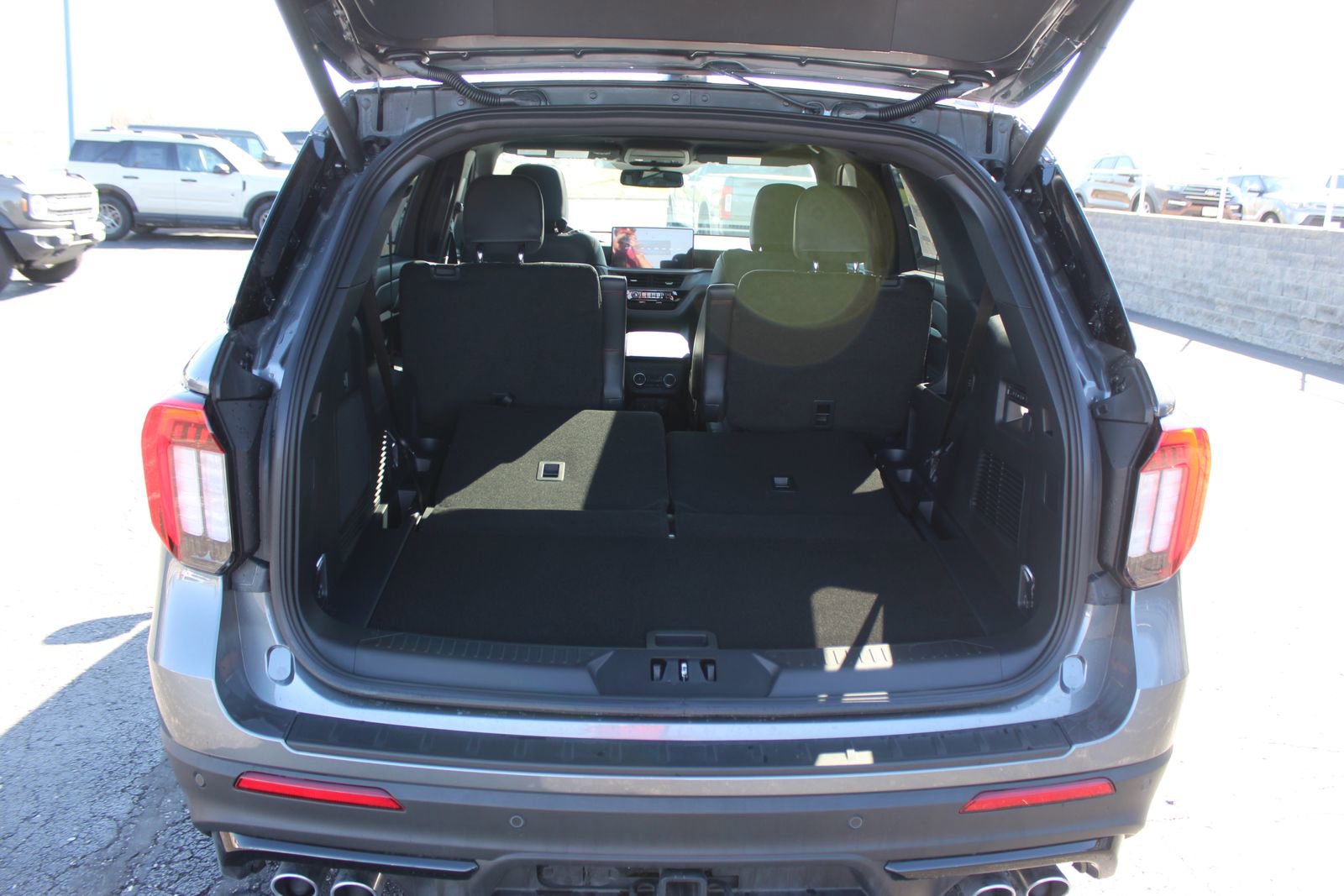 New 2026 Ford Explorer ST w/ Sun And Sound Package image 19