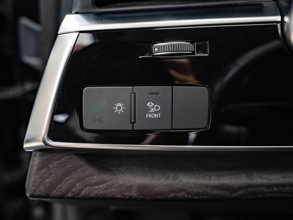 Used 2022 Audi Q8 Premium Plus AWD/4WD image 41