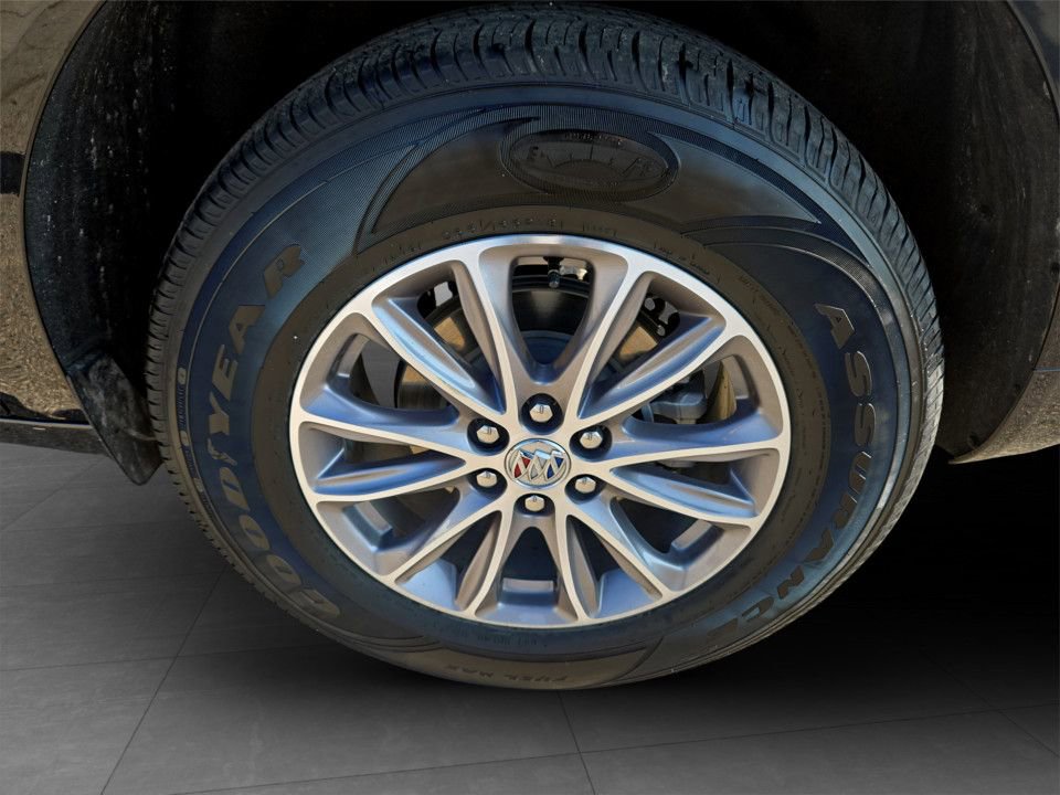 Used 2024 Buick Enclave Premium image 35