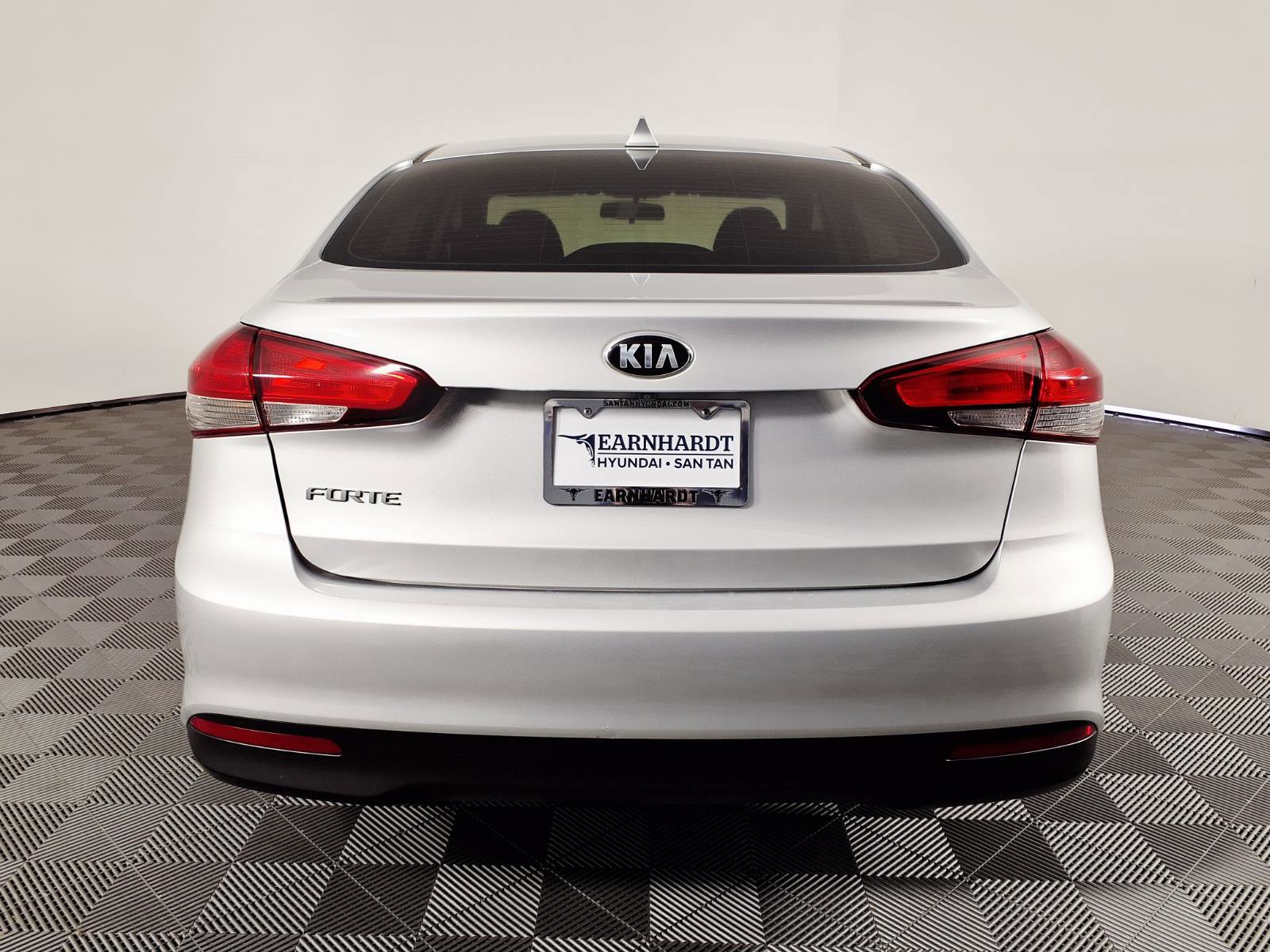 Used 2018 Kia Forte LX w/ LX Popular Package image 5