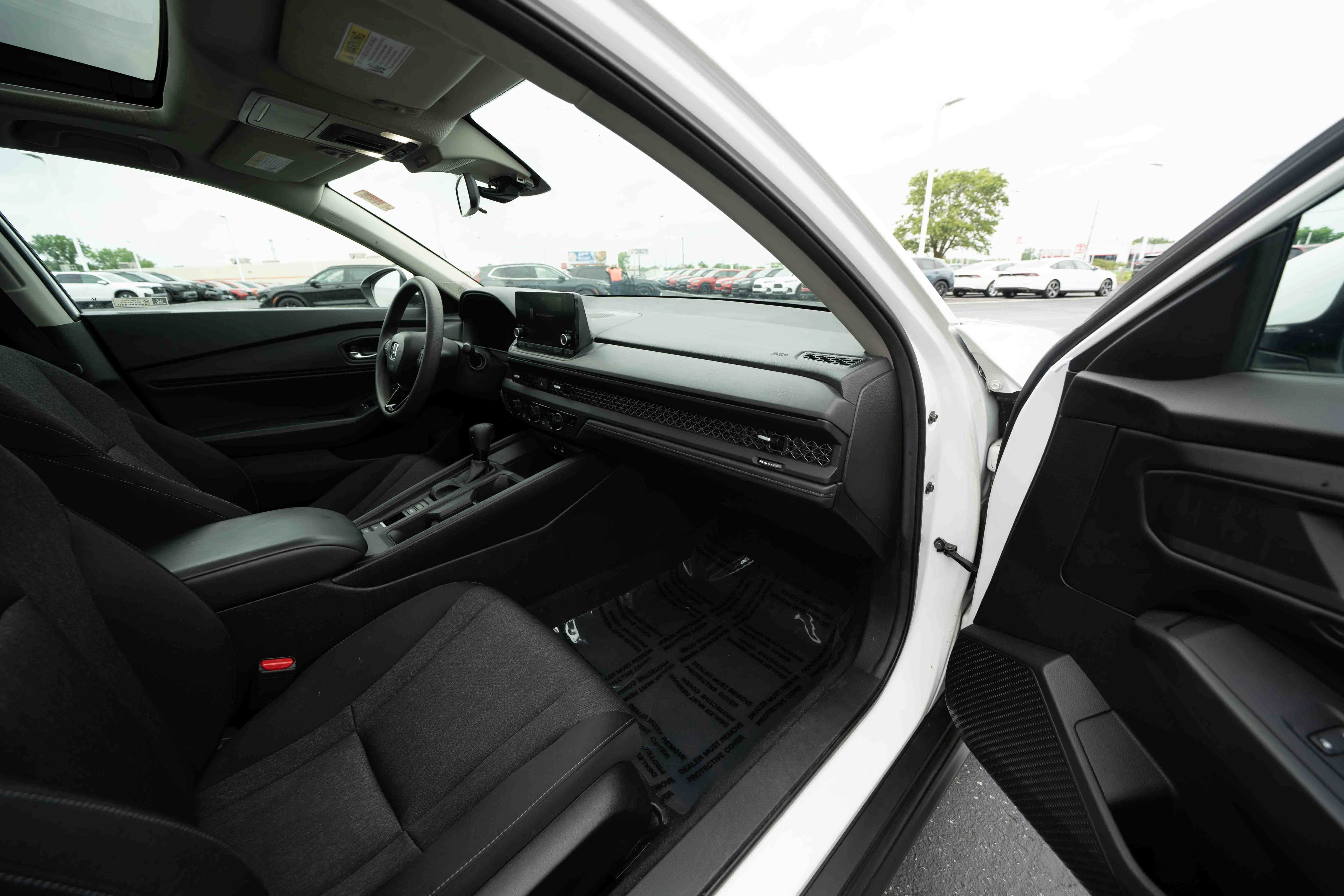 Used 2024 Honda Accord EX image 25