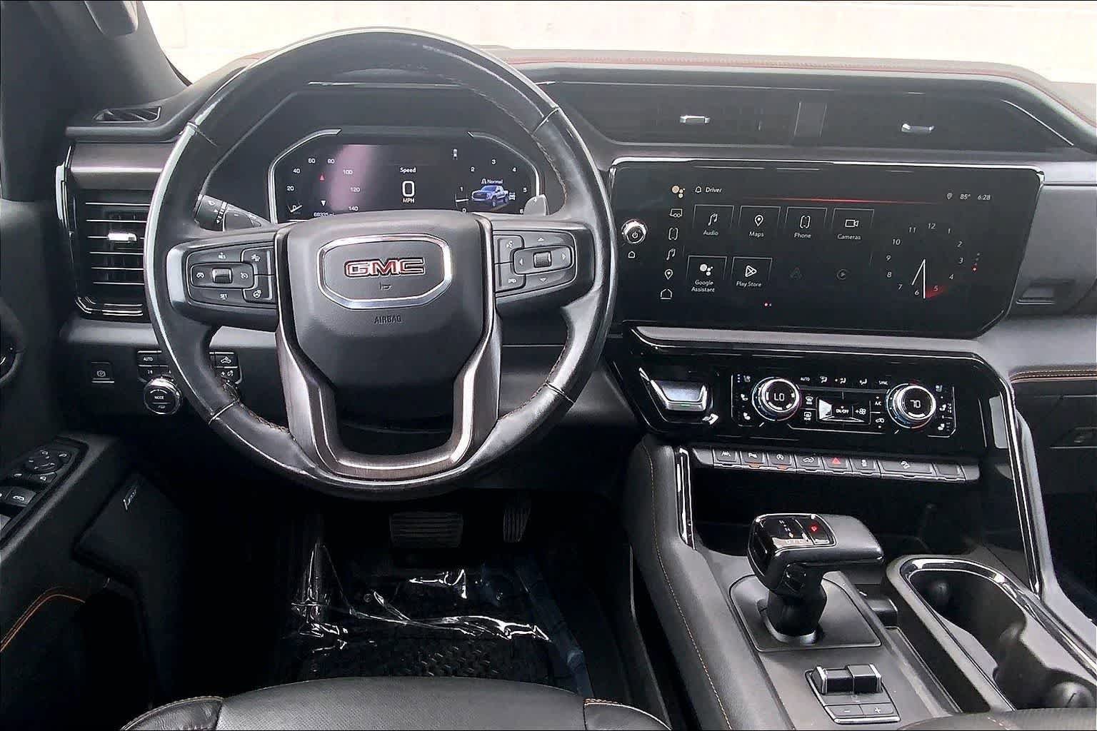 Used 2023 GMC Sierra 1500 AT4 w/ AT4 Premium Package AWD/4WD image 14
