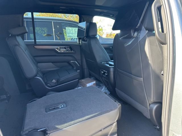 New 2026 GMC Yukon XL Denali w/ Denali Reserve Package image 25