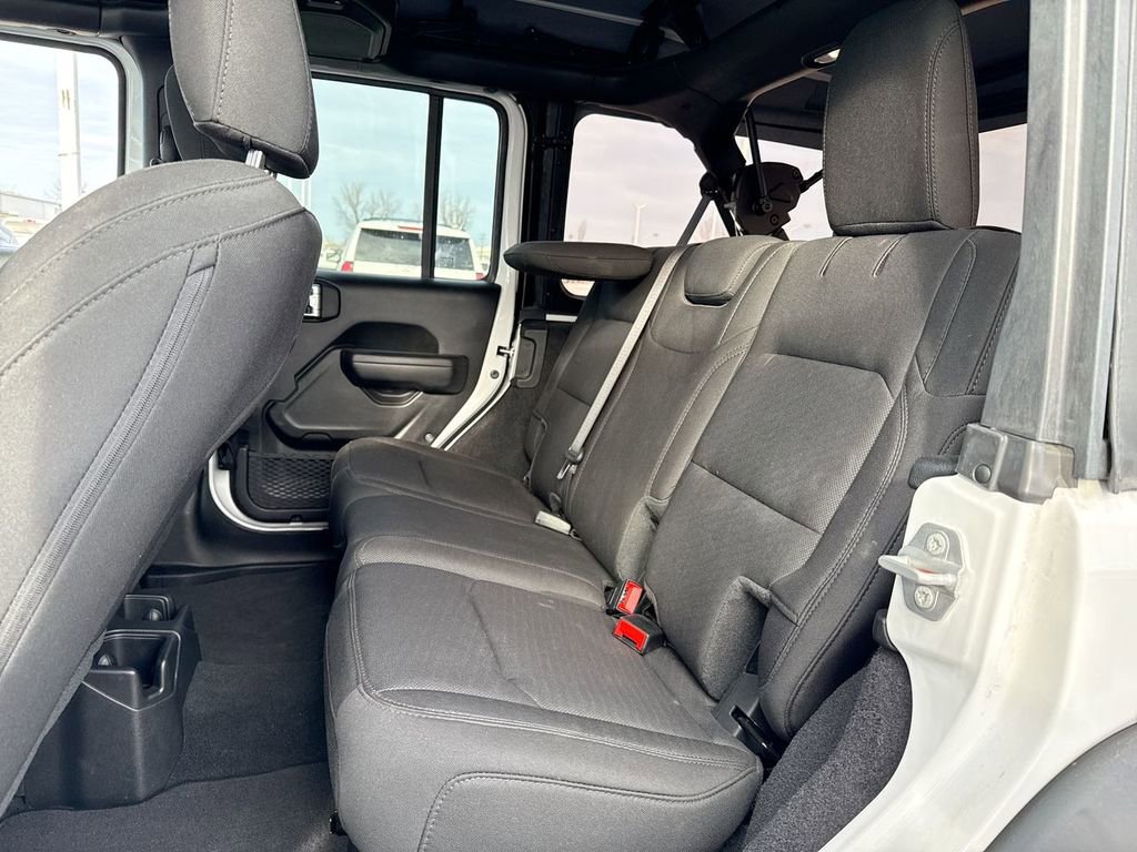 Used 2023 Jeep Wrangler Sport S image 23