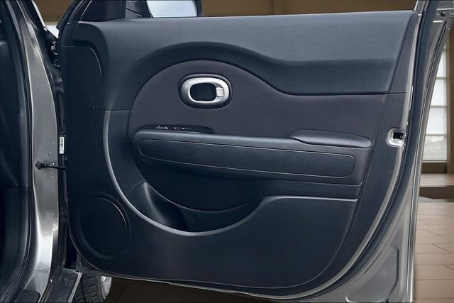 Used 2019 Kia Soul + image 24