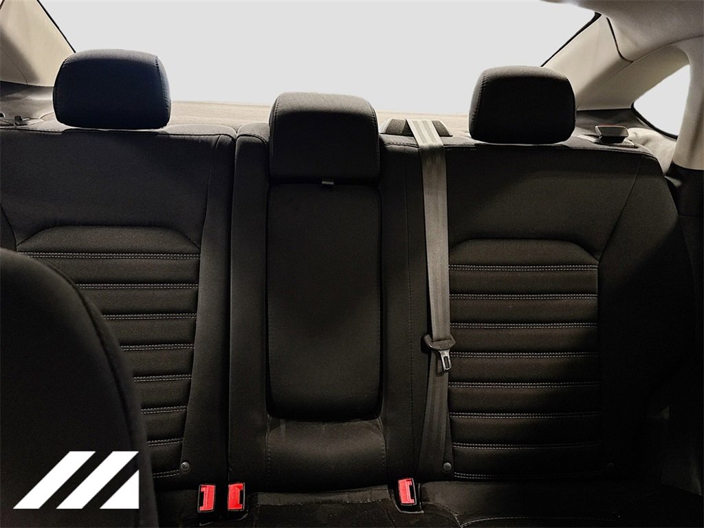 Used 2015 Ford Fusion SE image 30