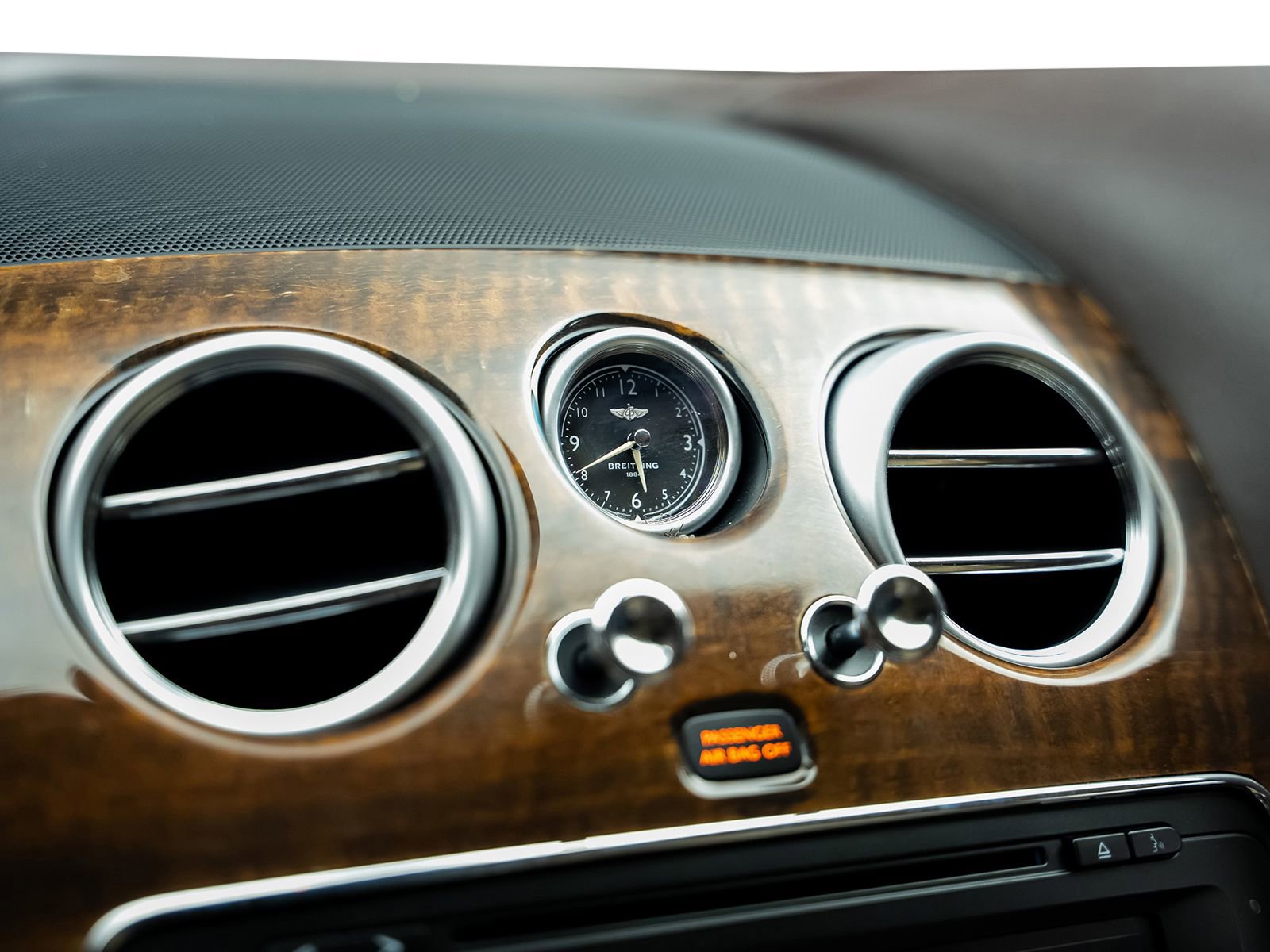 Used 2017 Bentley Continental GT image 46