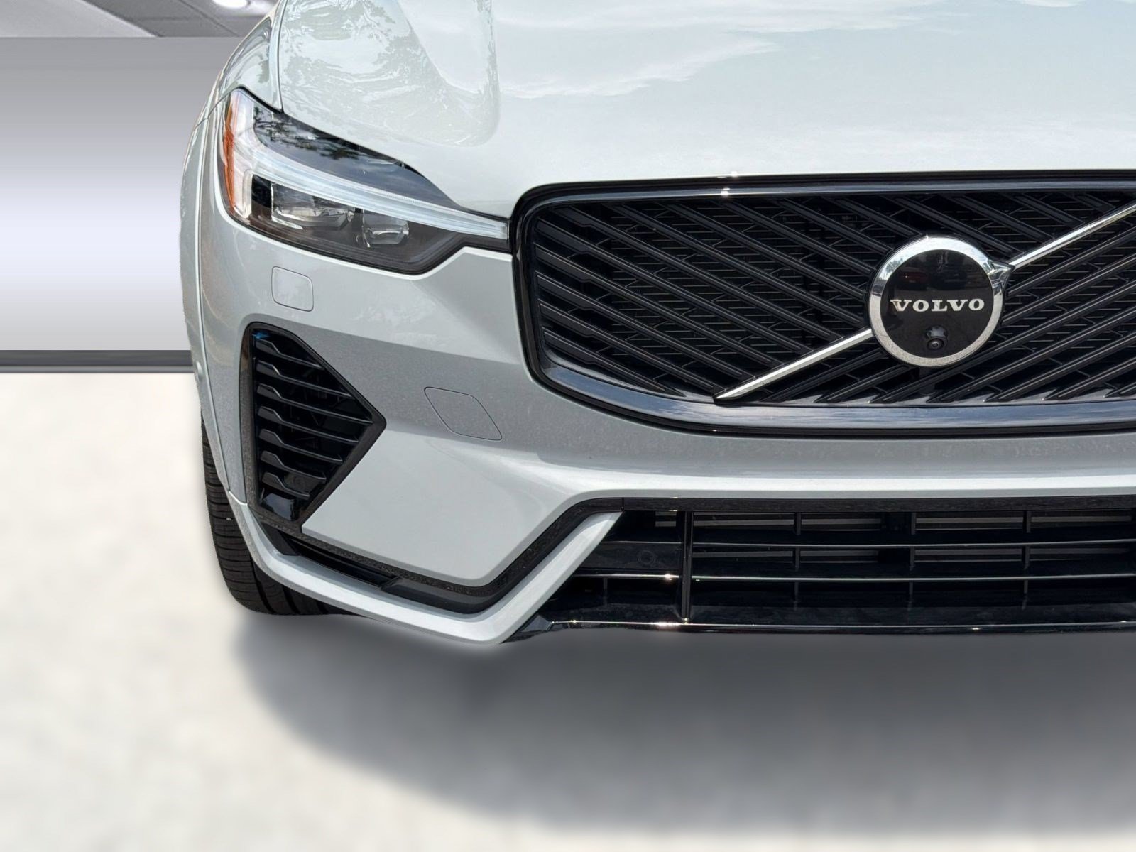 Certified 2026 Volvo XC60 T8 Polestar AWD/4WD image 12