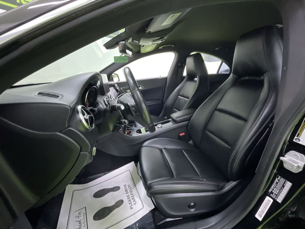 Used 2018 Mercedes-Benz CLA 250 image 16