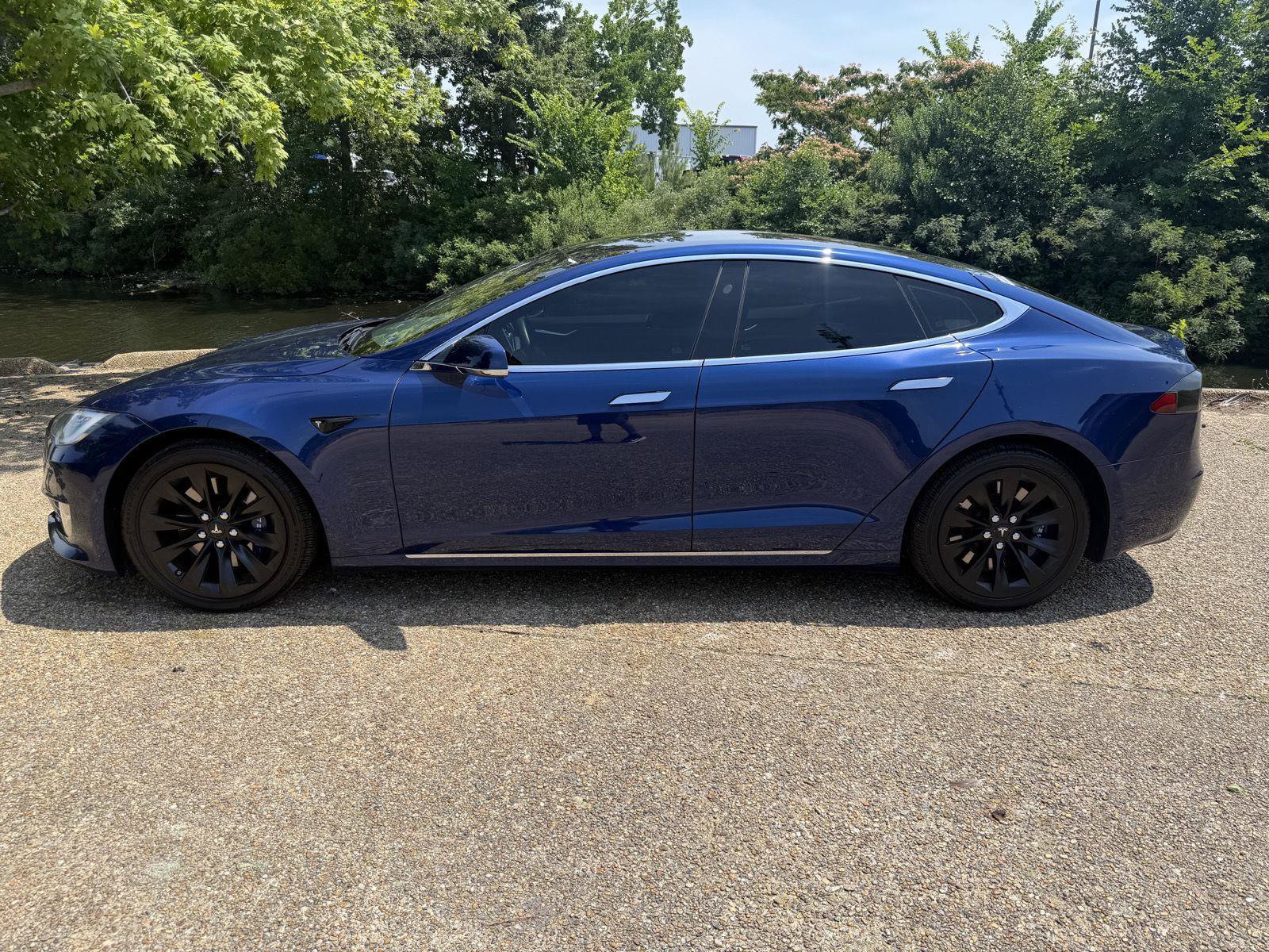 Used 2017 Tesla Model S 75 RWD image 6