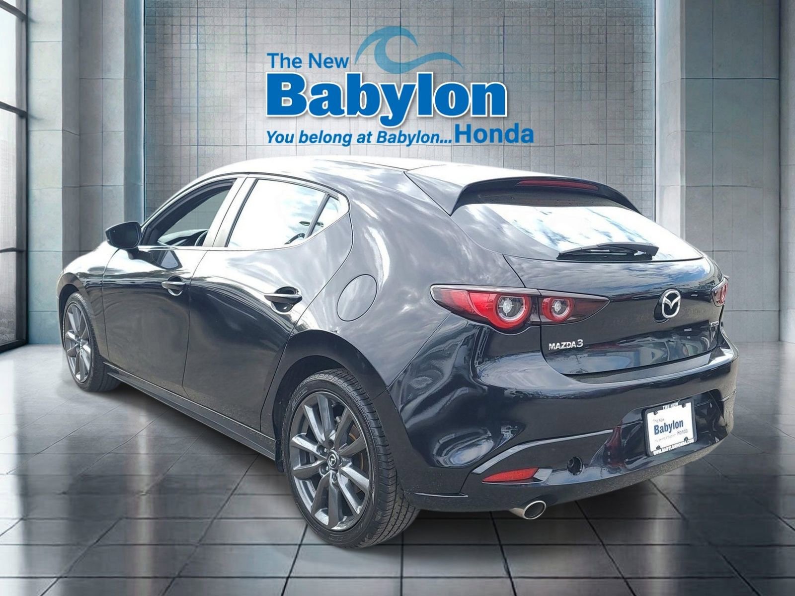 Used 2023 MAZDA MAZDA3 s image 3