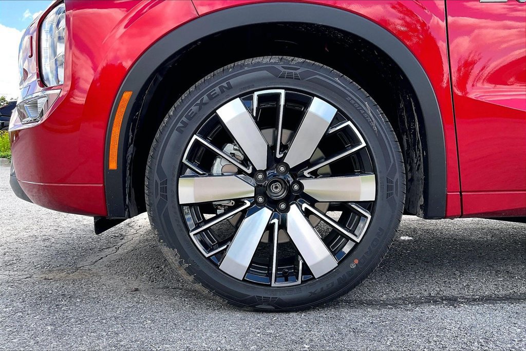 New 2026 Mitsubishi Outlander SEL AWD/4WD image 10