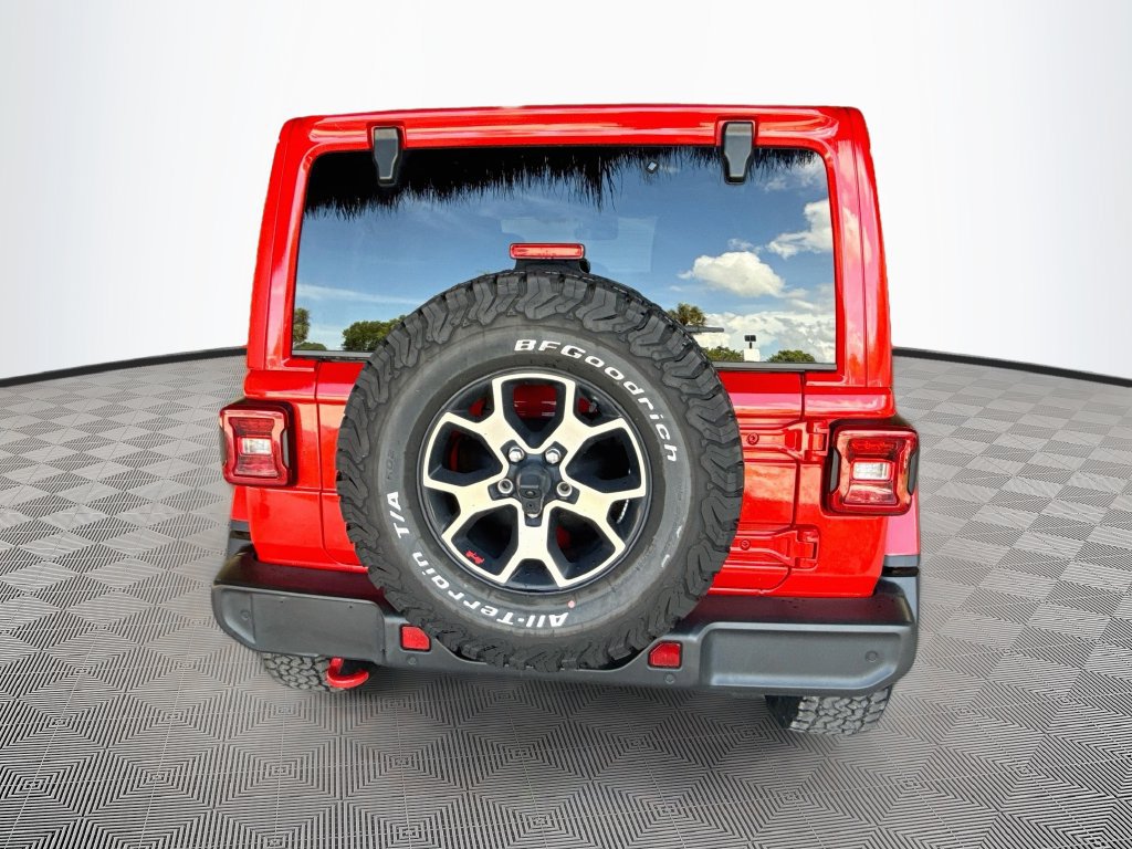 Used 2023 Jeep Wrangler Unlimited Rubicon w/ LED Lighting Group AWD/4WD image 7