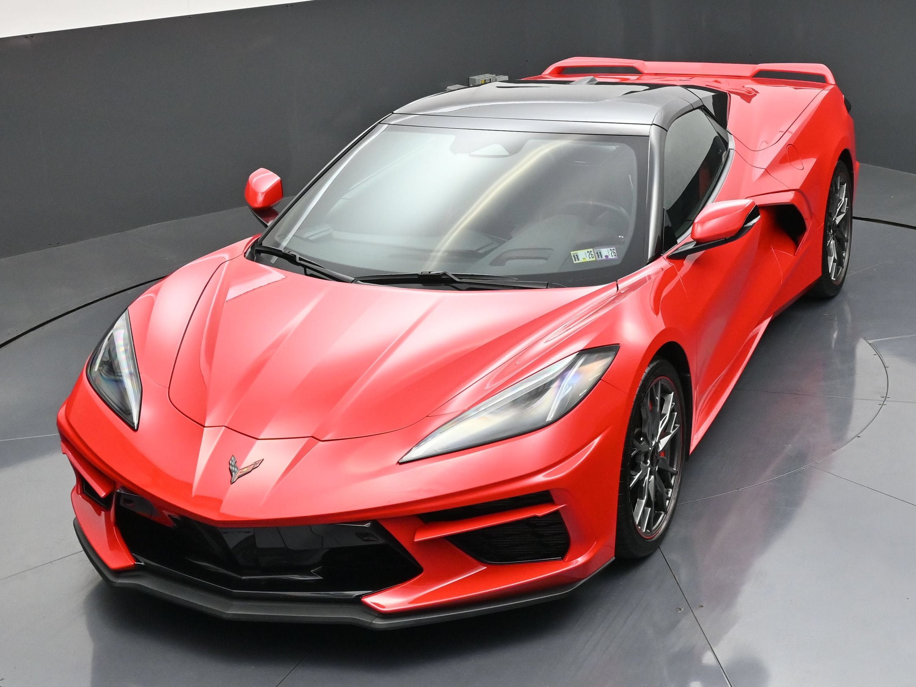 Used 2024 Chevrolet Corvette Stingray Premium Conv w/ Z51 Performance Package RWD image 48