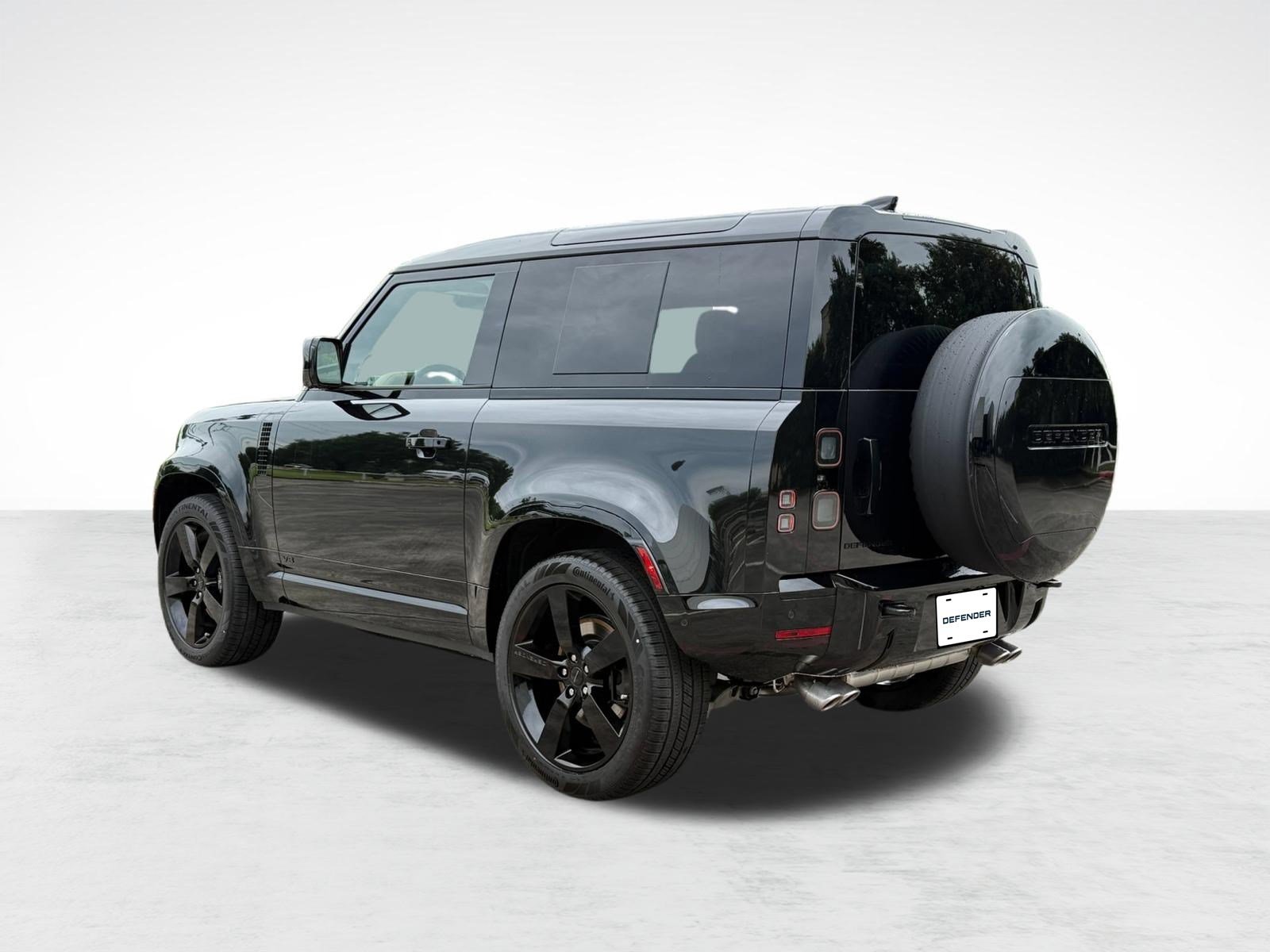 New 2026 Land Rover Defender 90 V8 AWD/4WD image 3