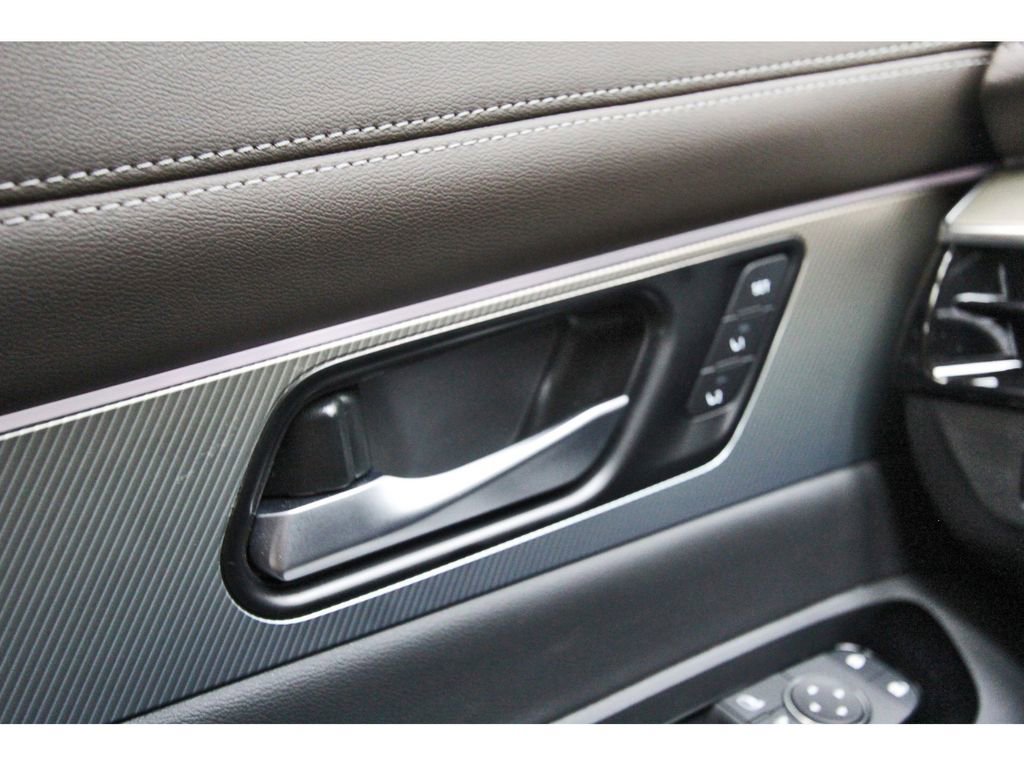 Used 2025 Nissan Murano Platinum w/ Cargo Package image 16