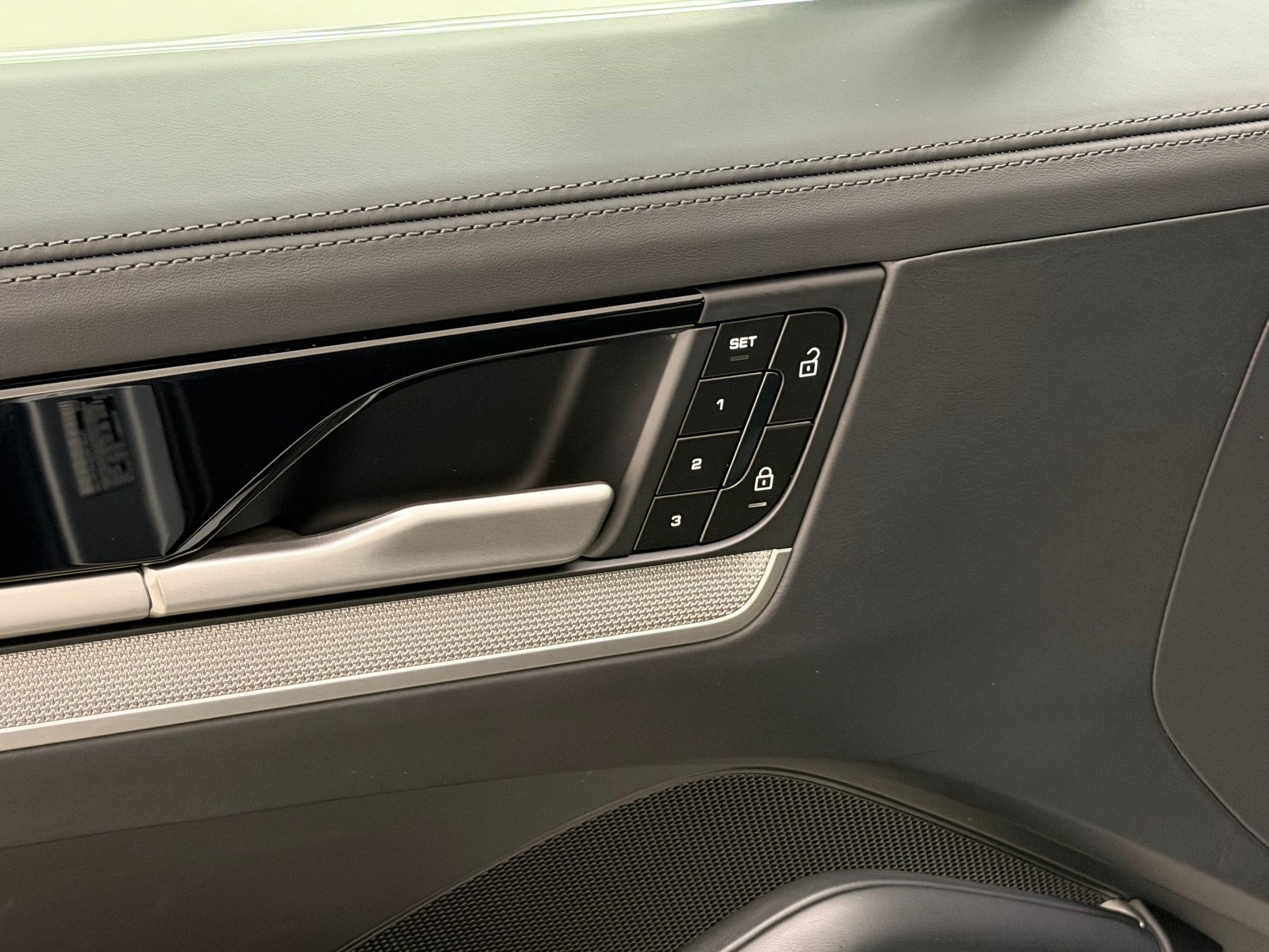 New 2026 Porsche Cayenne S AWD/4WD image 26