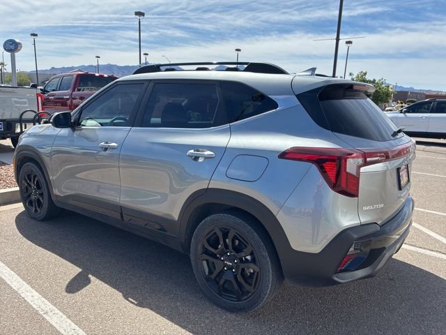 Used 2024 Kia Seltos X-Line AWD/4WD image 3