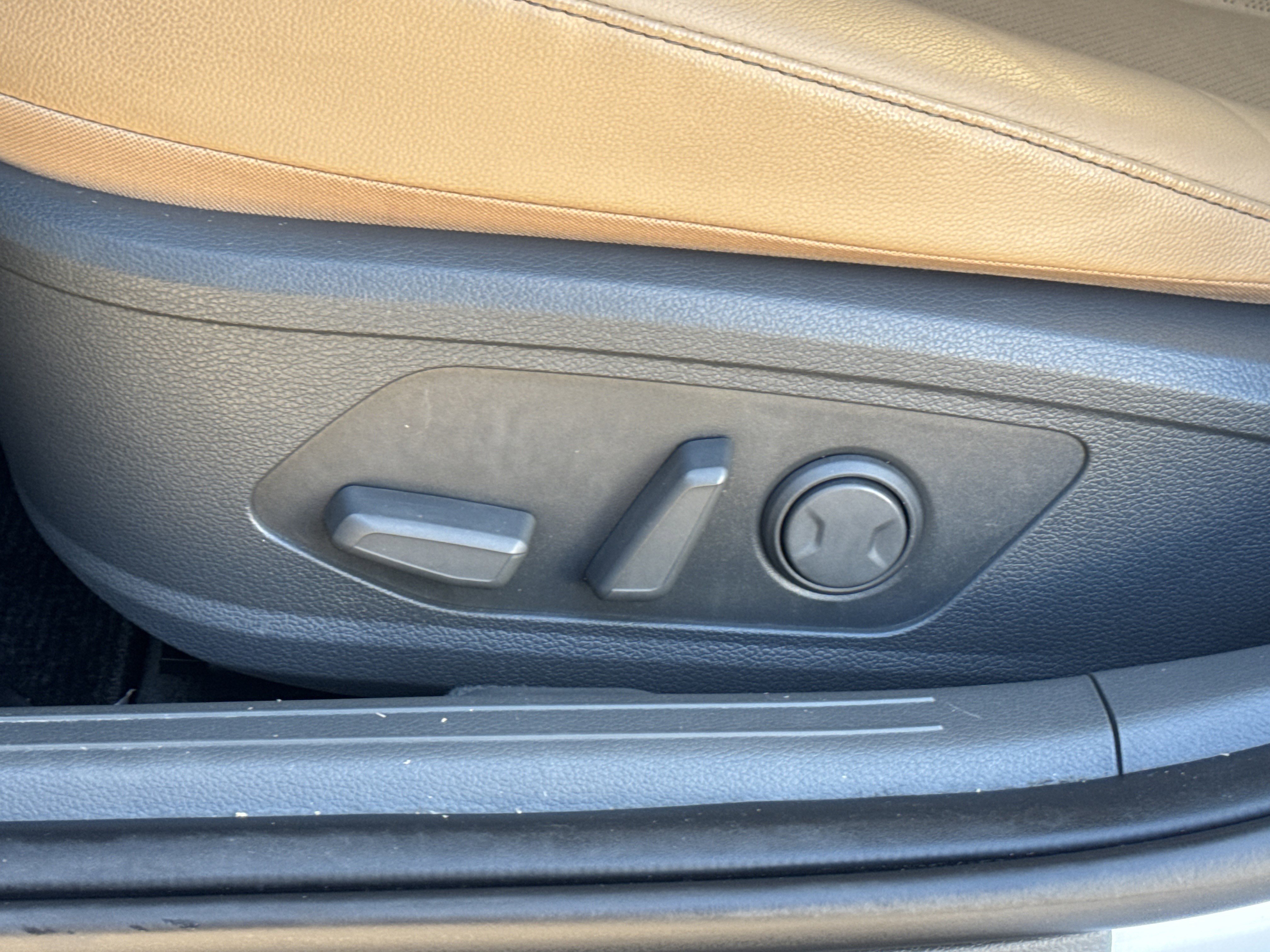 Used 2023 Hyundai Sonata Limited image 28