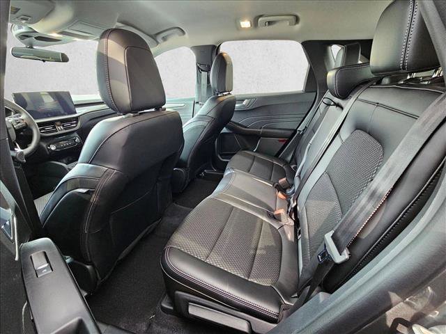 New 2026 Ford Escape SE image 11