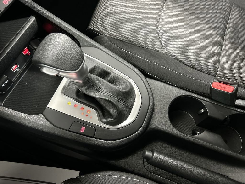 Certified 2024 Kia Forte LXS image 17