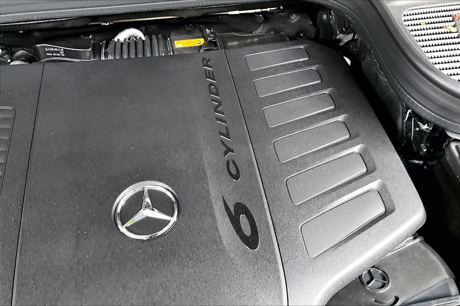 New 2026 Mercedes-Benz GLS 450 4MATIC image 16