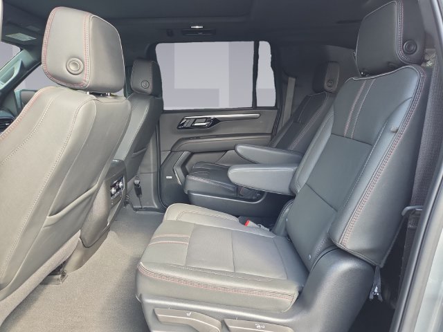 Certified 2025 Chevrolet Suburban RST w/ RST Capability Package AWD/4WD image 16