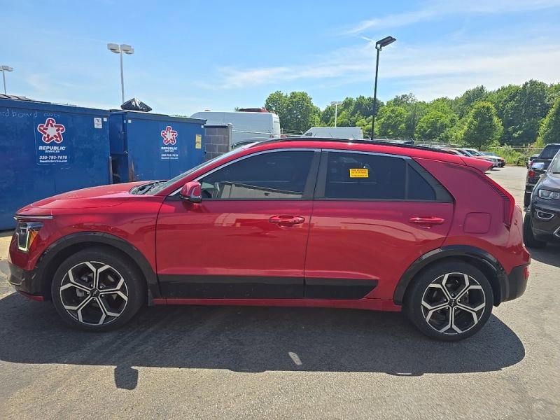 Certified 2024 Kia Niro EX Touring FWD image 4