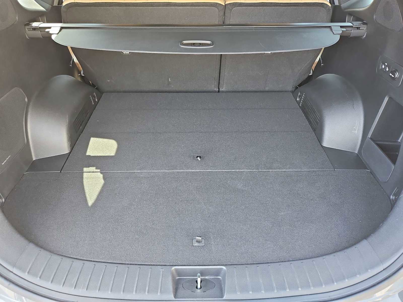 Certified 2023 Hyundai Santa Fe Calligraphy image 35