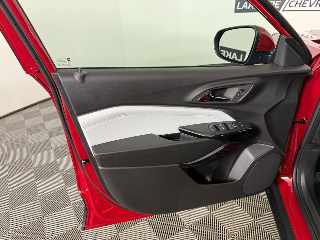 New 2026 Chevrolet Trax LT w/ LT Convenience Package image 12